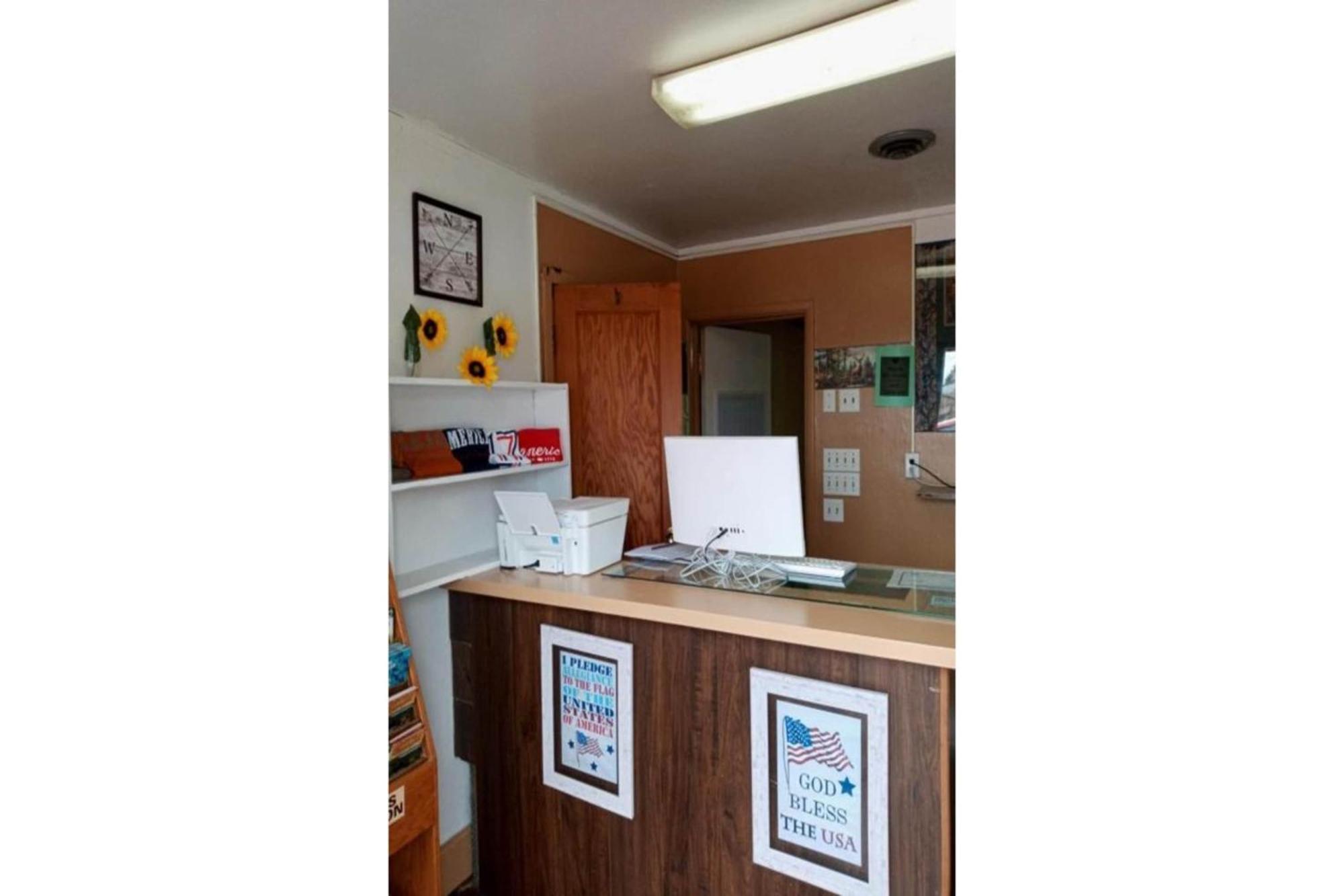 Love Hotels Murdo By Oyo On Interstate 90 Luaran gambar
